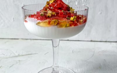 Grated Frozen Strawberry Dessert
